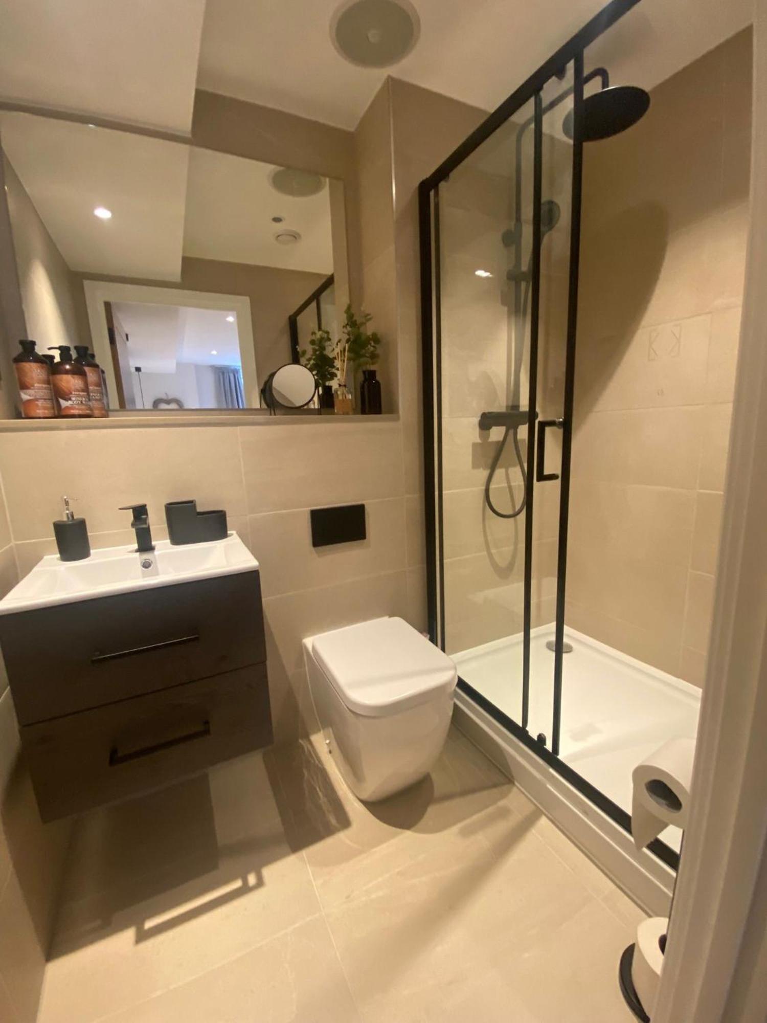 Luxury 1 Bedroom Apartment - Rock Mill 14 Stony Middleton Esterno foto